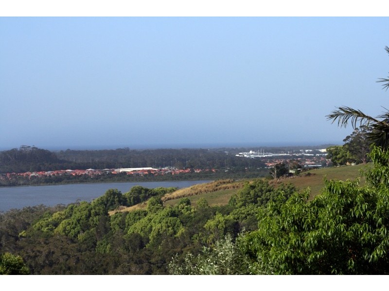 24 Illawong Cres, Terranora NSW 2486