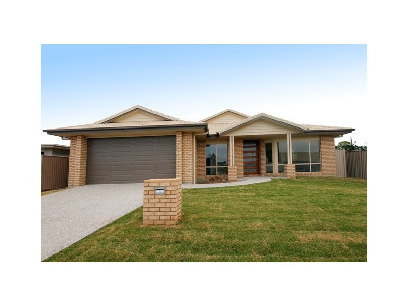 65 Lennox Cct, Pottsville NSW 2489