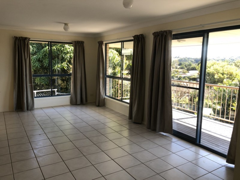 12 Firewheel Way, Banora Point NSW 2486