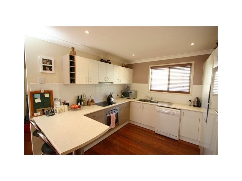 4 / 70 McLean Street, Coolangatta QLD 4225