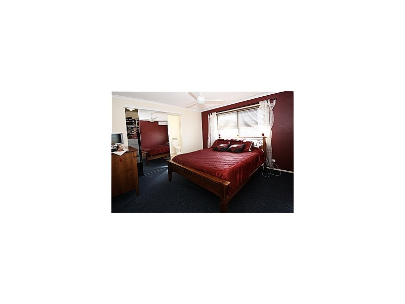 7 Cook Crescent, Banora Point NSW 2486