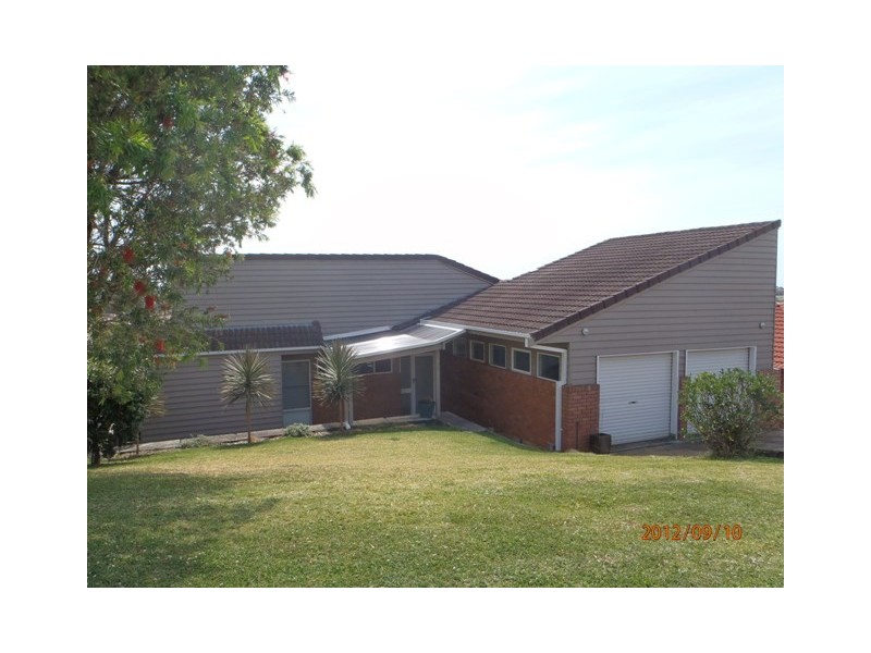 28 Oakland Pde, Banora Point NSW 2486