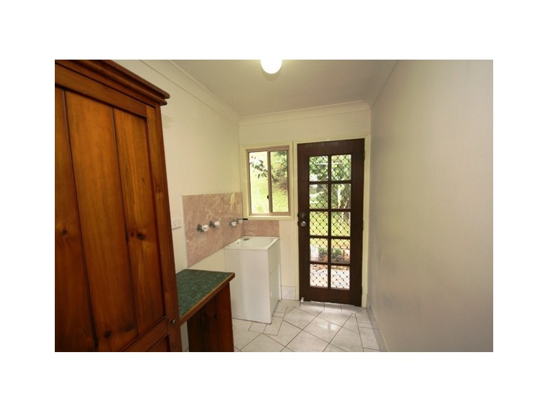 11 Mariners Crescent, Banora Point NSW 2486