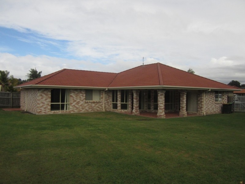 4 Ashgrove Place, Banora Point NSW 2486