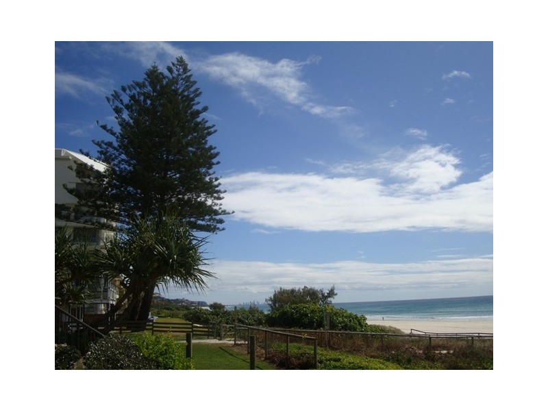 1 / 269 Golden Four Drive., Bilinga QLD 4225