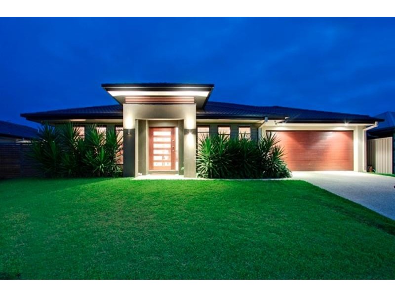 60 Lennox Circuit, Pottsville NSW 2489