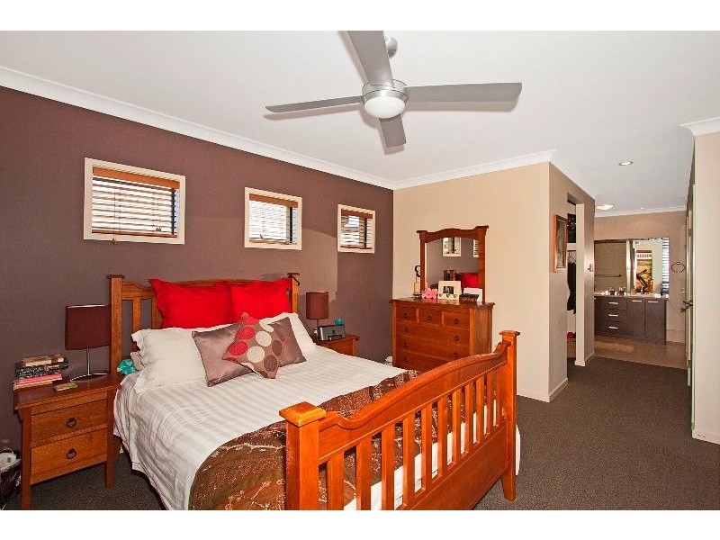 60 Lennox Circuit, Pottsville NSW 2489