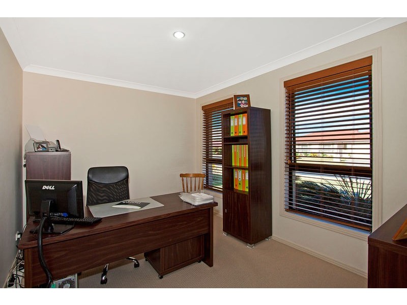 43 Franklin St, Banora Point NSW 2486