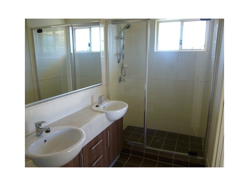 9 / 91 Mclean Street, Coolangatta QLD 4225