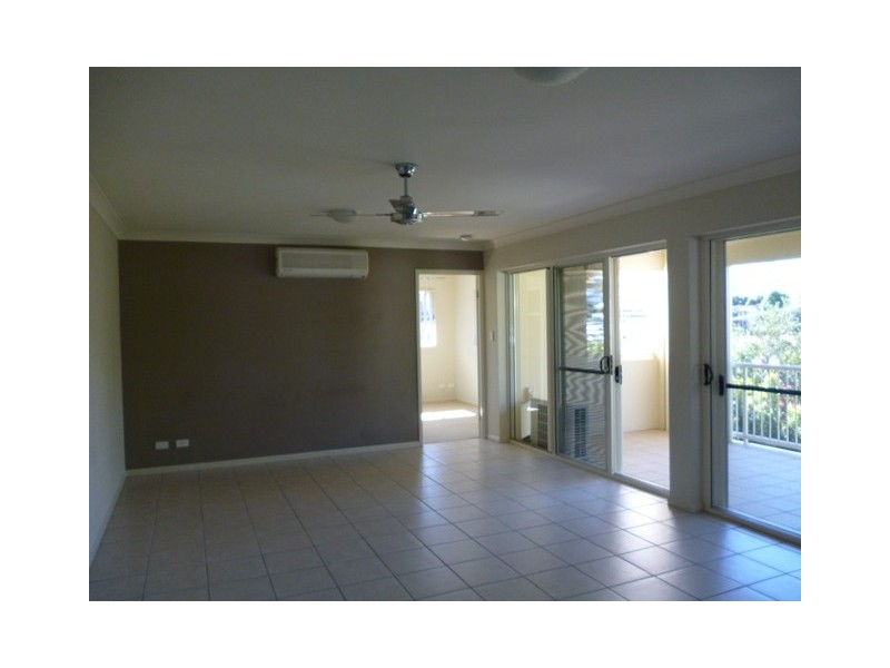 9 / 91 Mclean Street, Coolangatta QLD 4225