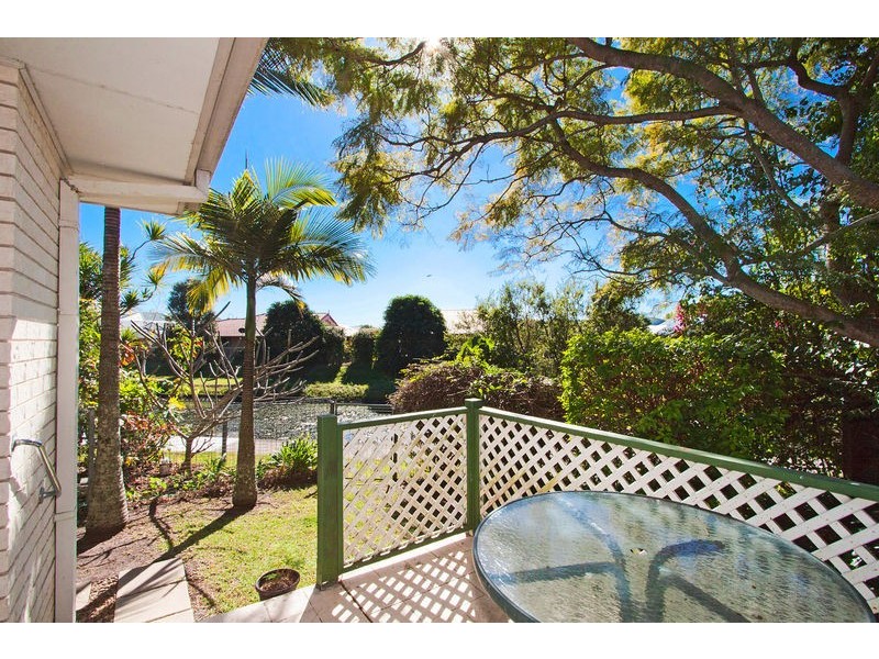 2 / 33 Birkdale Court, Banora Point NSW 2486