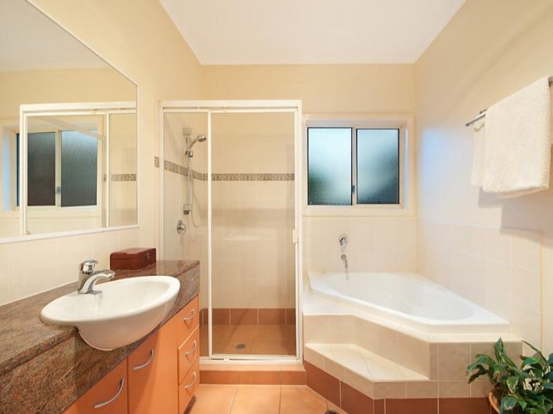 11 / 36-41 Beachcomber Ct, Burleigh Heads QLD 4220