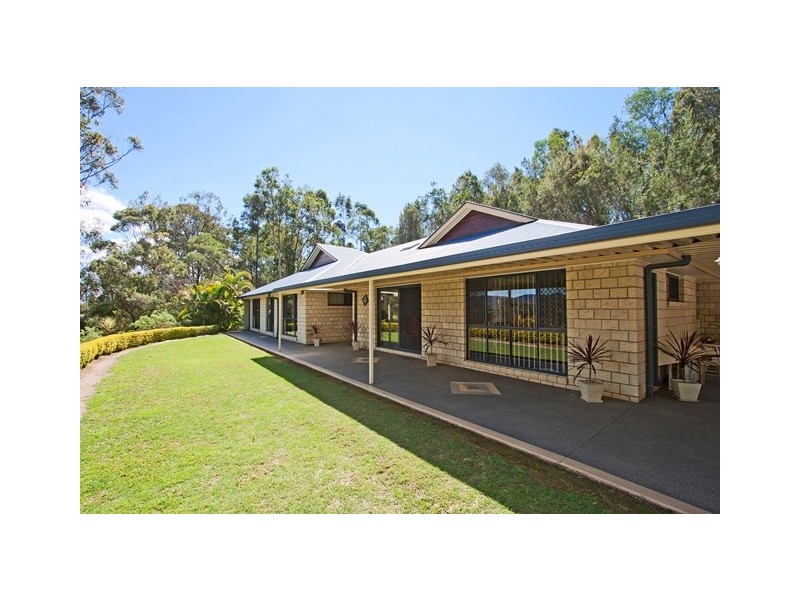 4 Wallowa Ct, Elanora QLD 4221