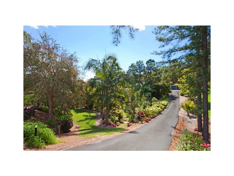 4 Wallowa Ct, Elanora QLD 4221