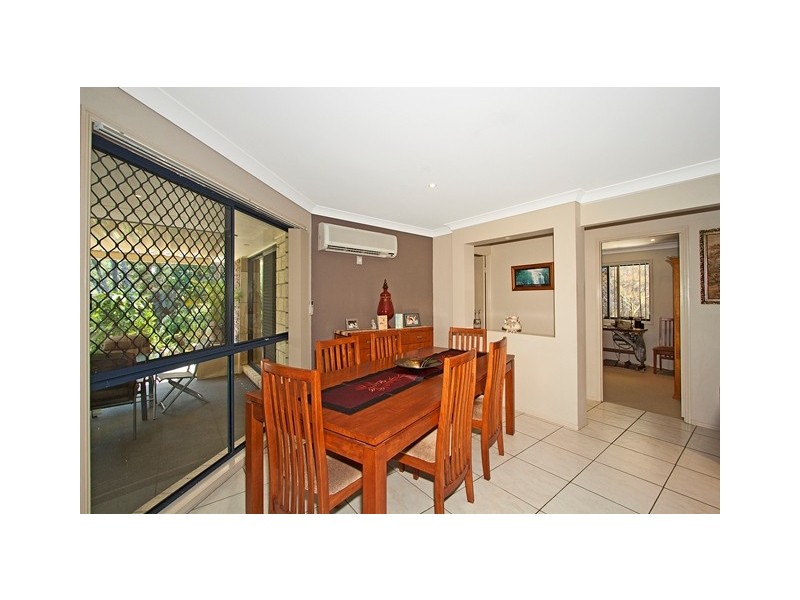 4 Wallowa Ct, Elanora QLD 4221