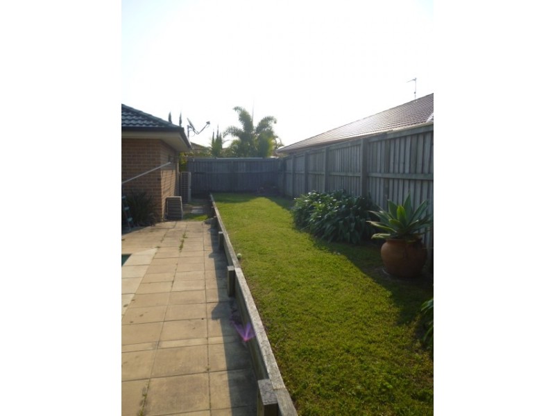 8 Botanical Circuit, Banora Point NSW 2486