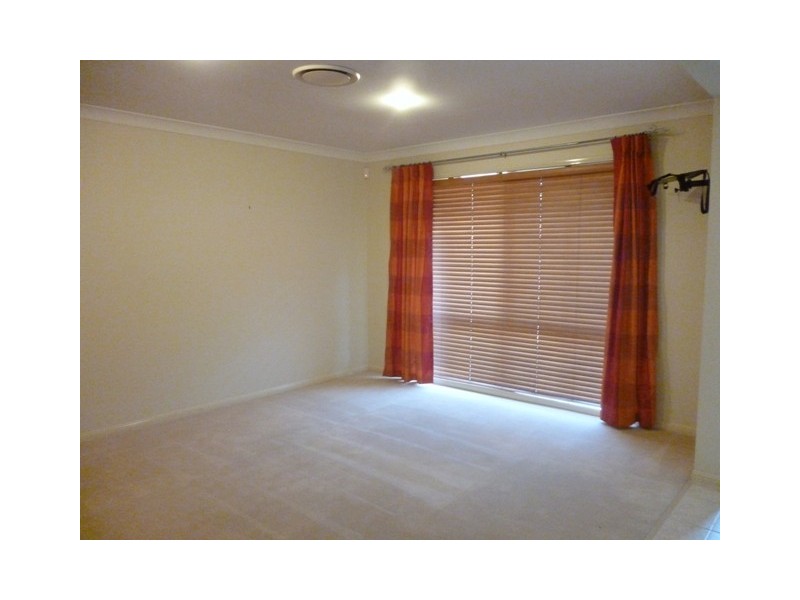 8 Botanical Circuit, Banora Point NSW 2486