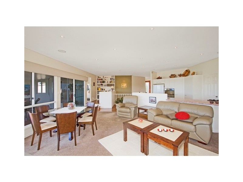 56 Lakeview Tce, Bilambil Heights NSW 2486