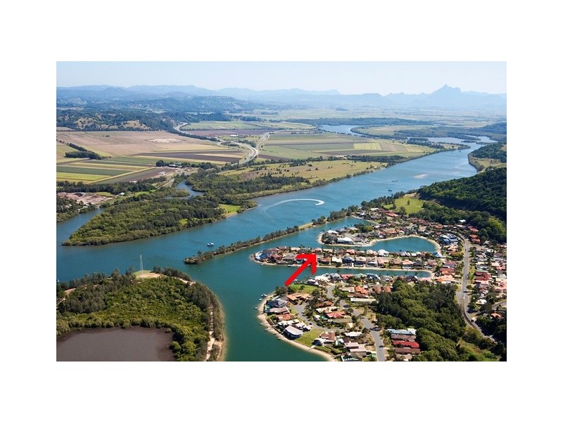 24 Captains Way, Banora Point NSW 2486