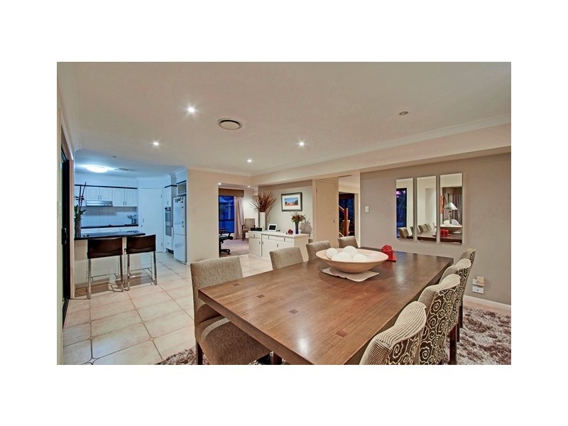 24 Captains Way, Banora Point NSW 2486