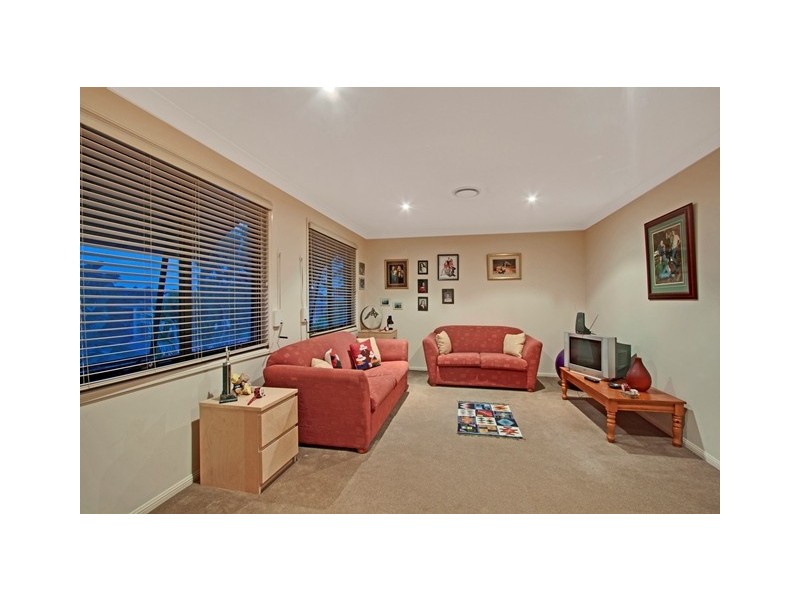 24 Captains Way, Banora Point NSW 2486