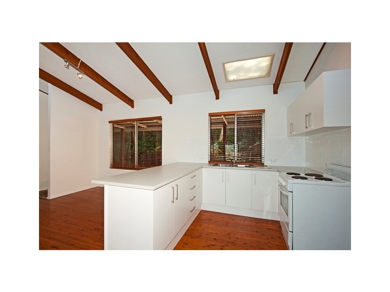 17 Broadwater Esplanade, Bilambil Heights NSW 2486