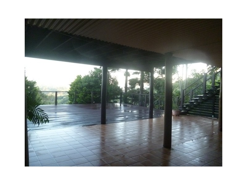 17 Broadwater Esplanade, Bilambil Heights NSW 2486