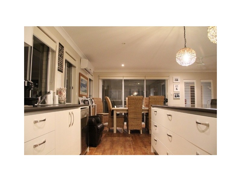 21 Lennox Cct, Pottsville NSW 2489