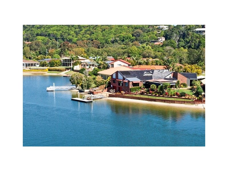 5 Admiralty Pl, Banora Point NSW 2486