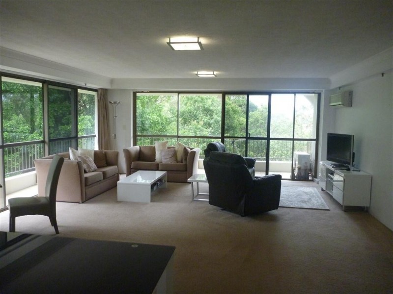 24 / 45 Hayle Street, Burleigh Heads QLD 4220