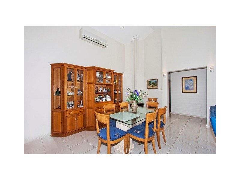 2 / 10 Magnolia Cres, Banora Point NSW 2486