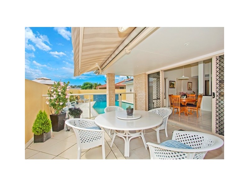 2 / 10 Magnolia Cres, Banora Point NSW 2486