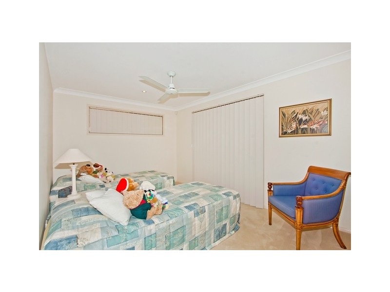 2 / 10 Magnolia Cres, Banora Point NSW 2486