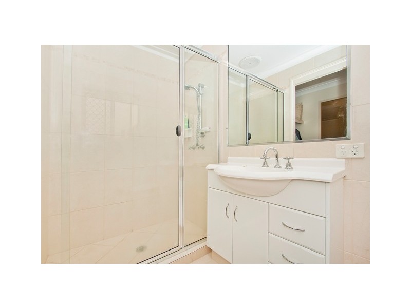 2 / 10 Magnolia Cres, Banora Point NSW 2486