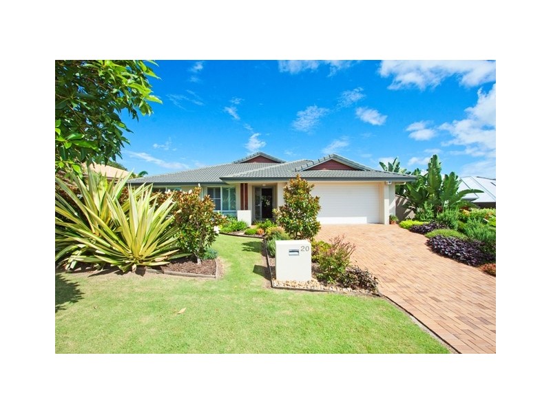 20 Lennox Cct, Pottsville NSW 2489