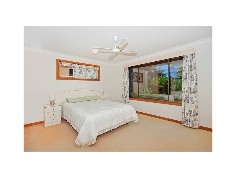 14 St Andrews Way, Banora Point NSW 2486