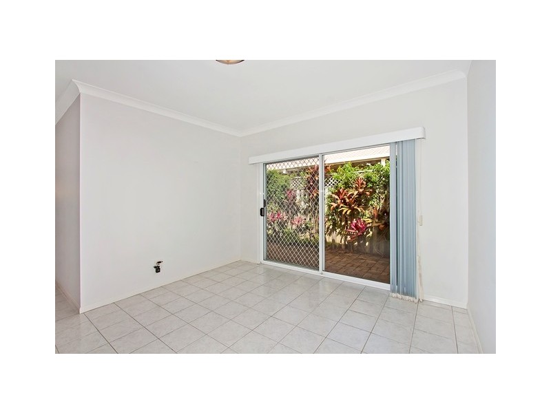 8 / 1 Advocate Pl, Banora Point NSW 2486