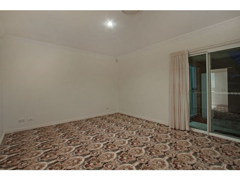30 St Andrews Way, Banora Point NSW 2486