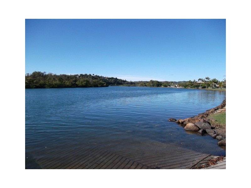 1 / 2 Red Bass Ave, Tweed Heads West NSW 2485