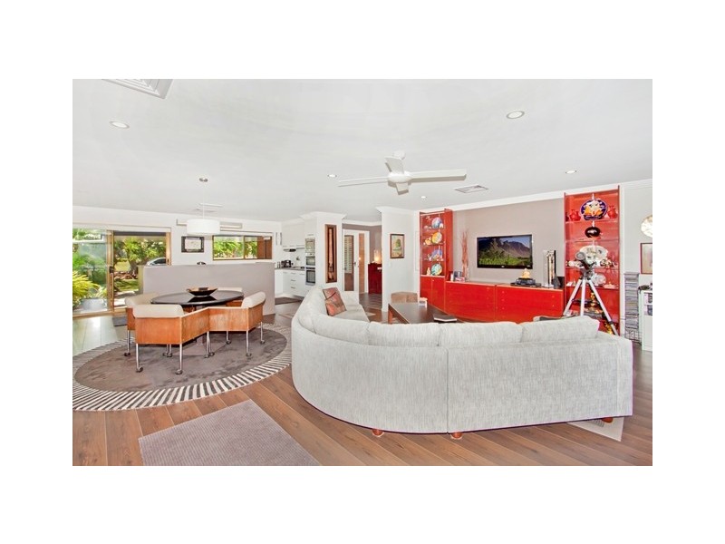 7 Anthony Ave, Banora Point NSW 2486