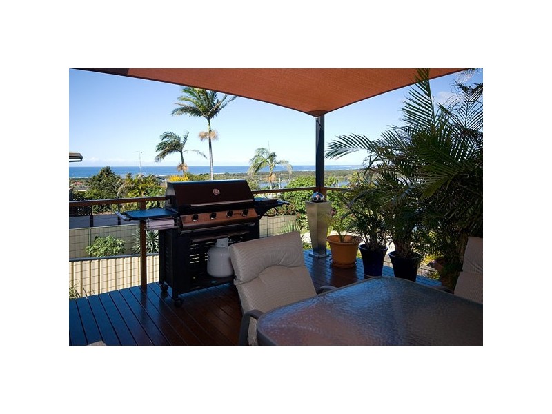 38B Walter Cres, Banora Point NSW 2486