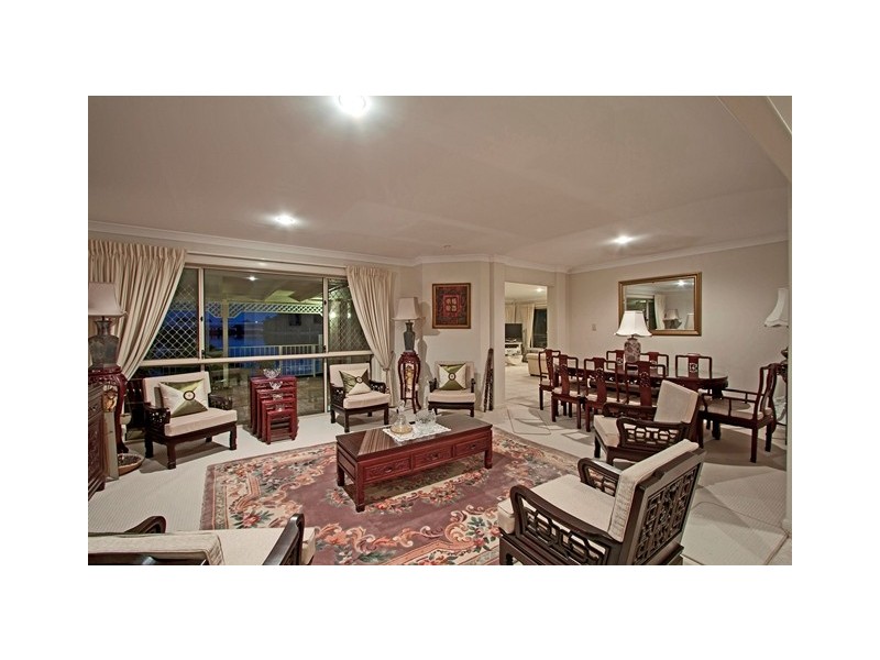 7 Liberty Pl, Banora Point NSW 2486