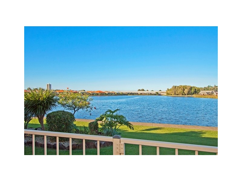 7 Liberty Pl, Banora Point NSW 2486