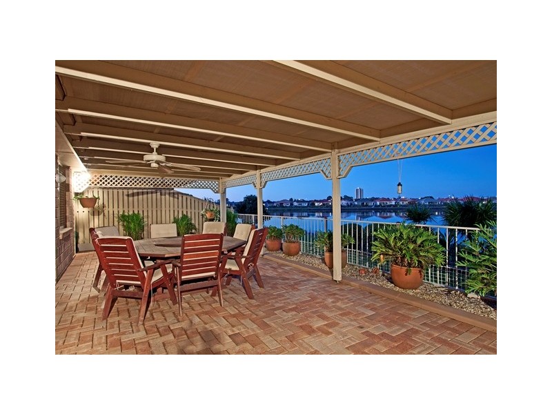 7 Liberty Pl, Banora Point NSW 2486