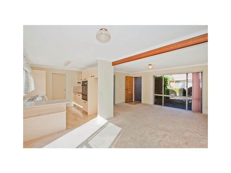 9 / 98 Keith Compton Dr, Tweed Heads NSW 2485