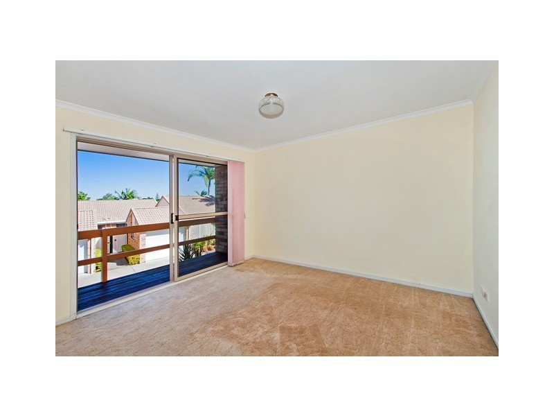 9 / 98 Keith Compton Dr, Tweed Heads NSW 2485