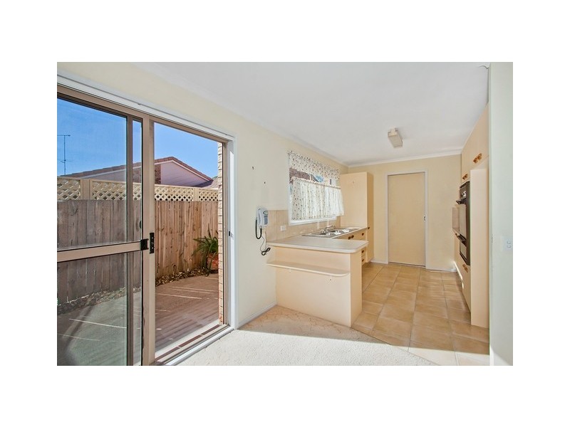 9 / 98 Keith Compton Dr, Tweed Heads NSW 2485