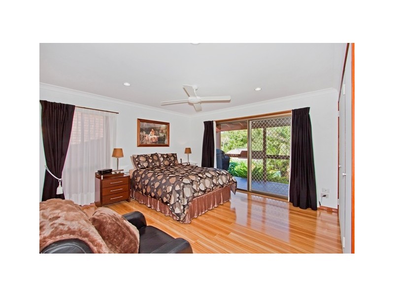 22 Bluegum Blvd, Banora Point NSW 2486