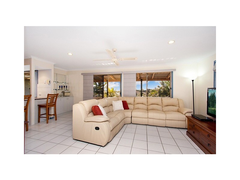 21 Kintyre Crescent, Banora Point NSW 2486