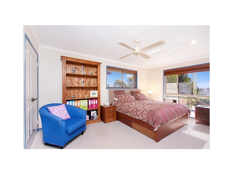 21 Kintyre Crescent, Banora Point NSW 2486